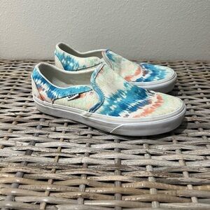 Vans women’s size 6.5 Tie-Dye Slip-On Shoes, casual, canvas sneakers, EUC